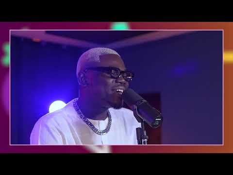 Ariel Sheney rend hommage à DJ Arafat