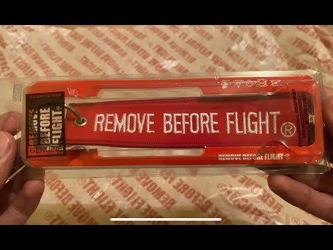 El mejor llavero para tu auto: REMOVE BEFORE FLIGHT Unboxing