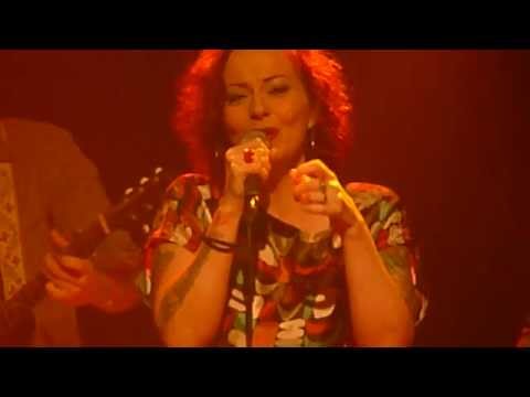 Lorrainville - I'm Not Telling You A Secret (live @ Hedon Zwolle 02.11.2014) 2/9