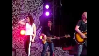 Little Big Town -  Front Porch Thing - Alpharetta, GA 07/27/13