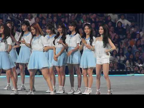 [FANCAM/직캠] 180812 KCON LA USA 2018 - Fromis_9 & Chungha Talk Session