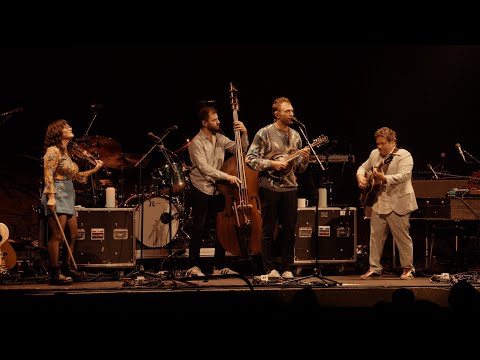 Nickel Creek -  Toxic (Deeper Well World Tour - Live From Climate Pledge Arena)