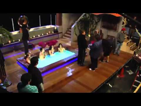 iCarly iParty with Victorious: Behind the Scenes.