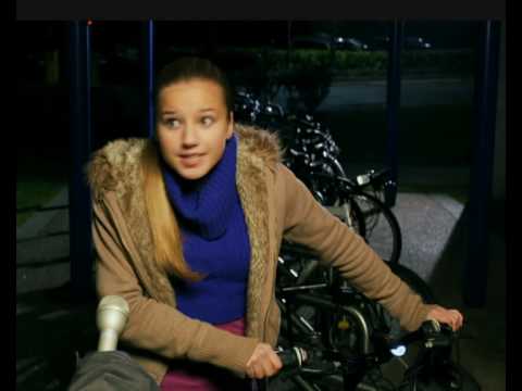 DisneyXDpl - Dziewczyna - Premiera "Podniebny Pościg" już 26 grudnia o 18:00