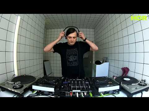 DEAD ON MONDAY - Philipp Strobel / June 29 / 6pm-7pm