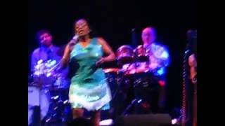 Sharon Jones &amp; The Dap-Kings - Better Things To Do