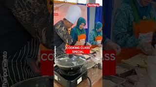 Download lagu DEMO MASAK TERBAIK #shorts #cooking #food #resepmasakan #demomasak mp3