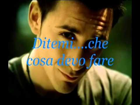 Videoclip de Nuvole di rock — Modà