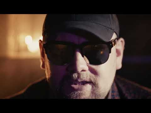 Retropenu - No Strangers to Love (Official Music Video) | [BL®]