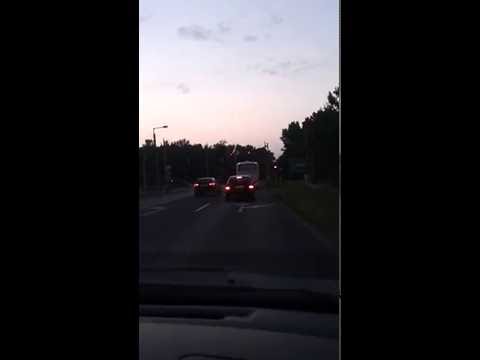 Őrült buszsofőr a 83-as úton