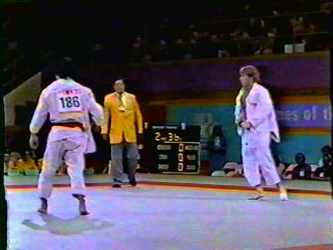 1984 Olympic Judo 71kg - Onmura BRA vs Mike Swain USA