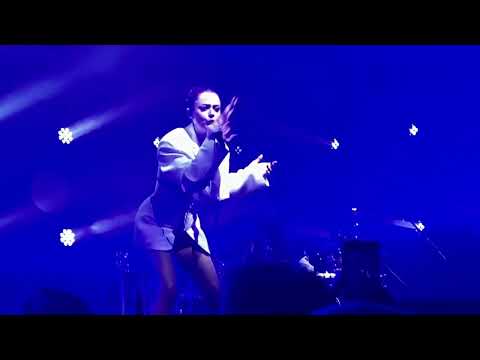 Annalisa • Fabrique Milano (Live) • Nuda10Club Tour • (28/10/22) [HD] • Vertical Video per Cellulari