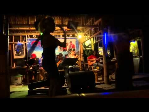 Give me one reason (Cover) - Desy, Lovely band in Fortune cafe, Gili Trawangan
