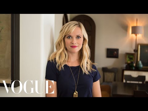 , title : '73 Questions with Reese Witherspoon | Vogue'