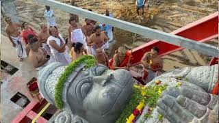 46th Jeeyar (Azhagiyasingar) from ahobila mutt Performs Pooja for 36ft Anjaneya before USA Journey