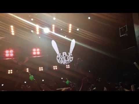 130517 BAP Daehyun Throwing Towels at Live on Earth NYC
