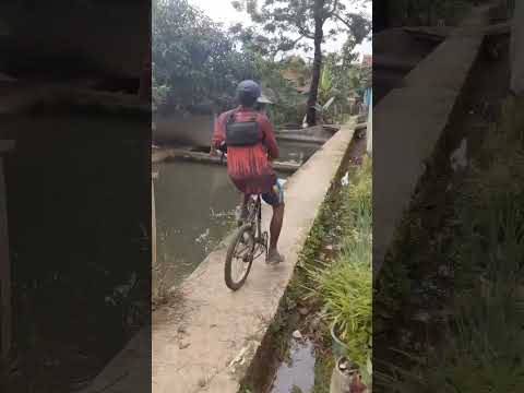 Dance Brazil Pake Sepeda BMX