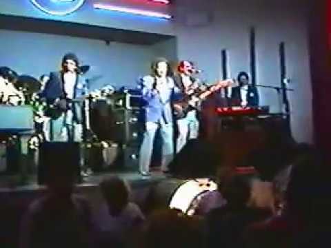 Larry Chance & Earls "NEVER" live @ Little Darlins, Florida 1990