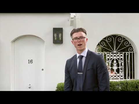 16 Meares Ave, Mangerton