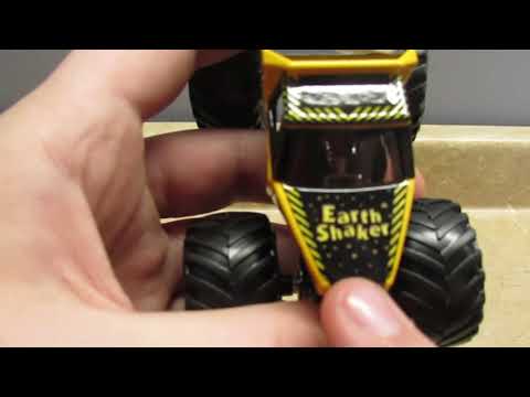 Monster Jam 1:64 die cast Earth Shaker from Spin Master review