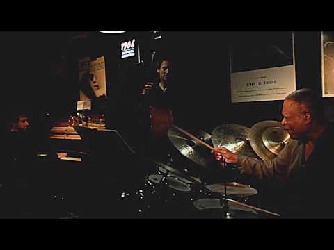 AARON PARKS TRIO plays 'Con Alma' live at Jimmy Glass Jazz Bar 2017