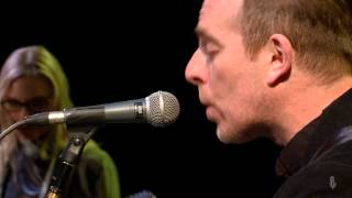 The Both - &quot;The Inevitable Shove&quot; (eTown webisode #759)