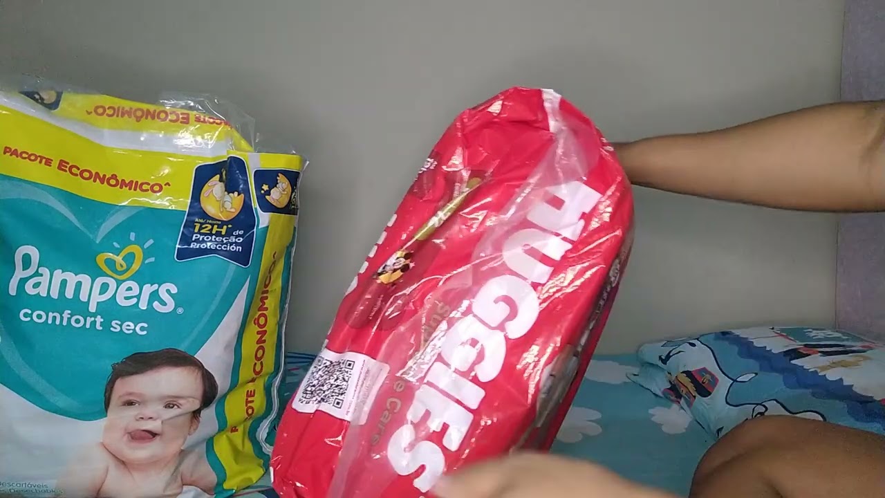 Resenha e comparação: Pampers confort sec e Huggies supreme care