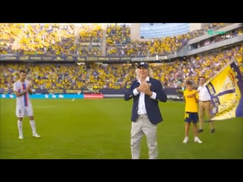 JORGE MAGICO GONZALEZ Saque de HONOR CADIZ FC vs BARCELONA Celebracion 112 Años de Cadiz FC 10/09/22