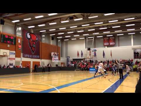 Bisons voittaa Kataja Basketin, pelin loppu