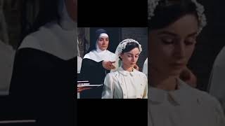Download lagu Audrey Hepburn Gets A Haircut As Cameras Roll in The Nun's Story mp3