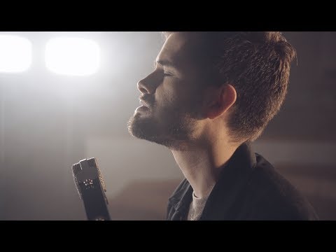 Matheus Rizzo - Vem Me Levantar (clipe oficial) Piano e Voz  - IASD Feliz7Play