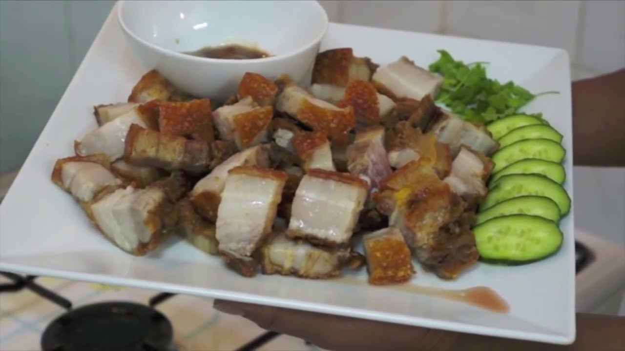 Putar video Crispy Pork - Lechon Kawali Recipe - Pinoy Cooking in English - Fried Crispy Pork belly sekarang Crispy Pork - Lechon Kawali Recipe - Pinoy Cooking in English - Fried Crispy Pork belly