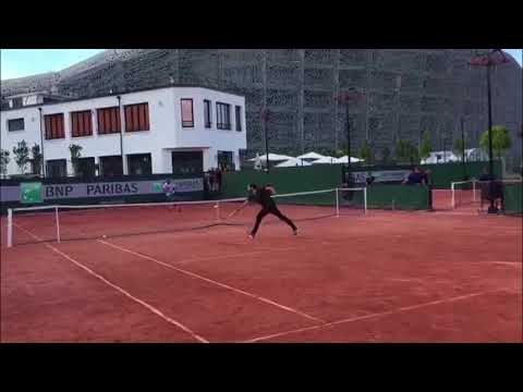 Cyril Hanouna affronte Gael Monfils au tennis