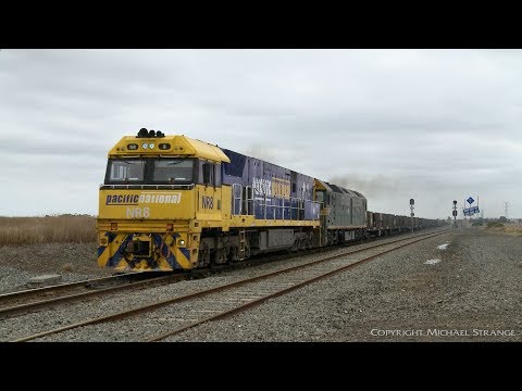 4PM4 Steel & Container Wagons - PoathTV Australian Trains & Railways