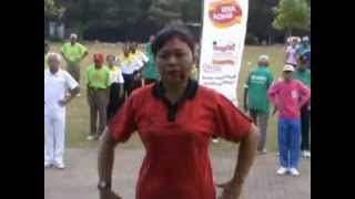 preview picture of video 'Laswan Hadi - HKS 2012 - Senam Lansia Massal'