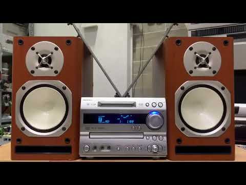 Onkyo,  Model:  FR-N7X,   Denon,  Model: RCD-M33