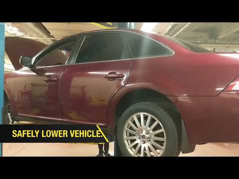Monroe | Quick-Strut Install on Ford Five Hundred/Mercury Montego