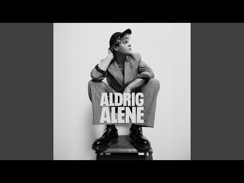 Video thumbnail for Aldrig Alene