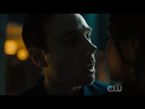 Charmed Reboot 2x05 - Harry and Macy: Do you like it?