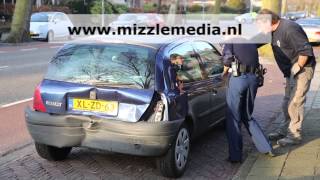 preview picture of video 'Jongetje op zebrapad aangereden door botsende auto's in Heemstede'