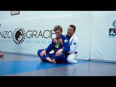 Renzo Gracie shows a back attack detail (Legacy Story) #bjj