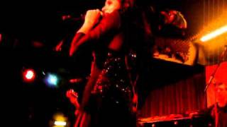 Clare Maguire - Last Dance - London Borderline 11th February 2011