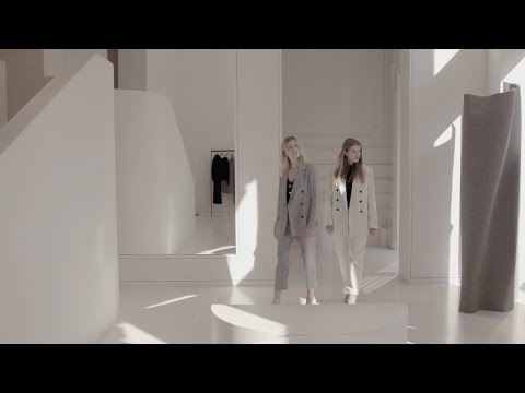 How To Wear I Autumn Looks with Monica de La Villardière & Inès Mélia I ICICLE
