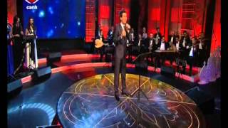 Arif Özgülüş  Bilmem Ki Nedendir Bana Sen Hor Bakıyorsun