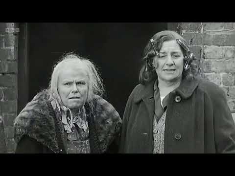 If BBC had a 'Wartime' channel | Victoria Wood with all the Trimmings | Christmas 2000