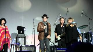 Mavis Staples (with Elvis Costello) - The Weight at Bluesfest 2011