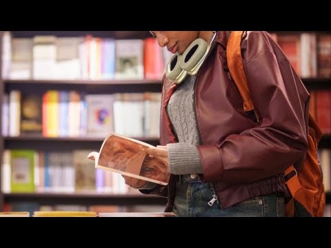 Writer argues the age of reading has ended
