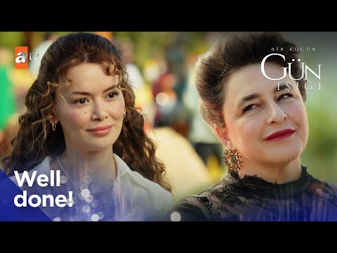 Ümran is impressed with Elif's event - Bir Kucuk Gun Isigi | Short Scenes