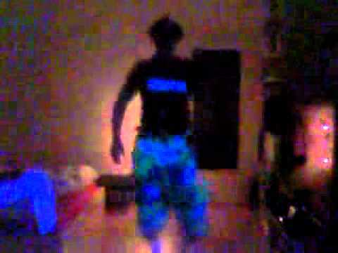 Mister HU alias Mc Sexy ComingBack 2011 (End rave career on 2007) first dance after 4 years....