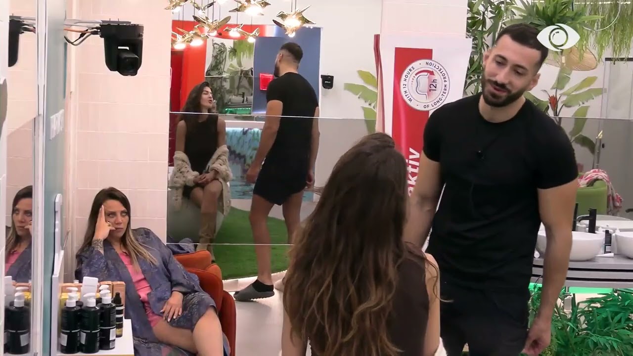 “Ti je si kitara e Tirit, pa tela”/ Jozi-Loredanës: Të rroftë letra…